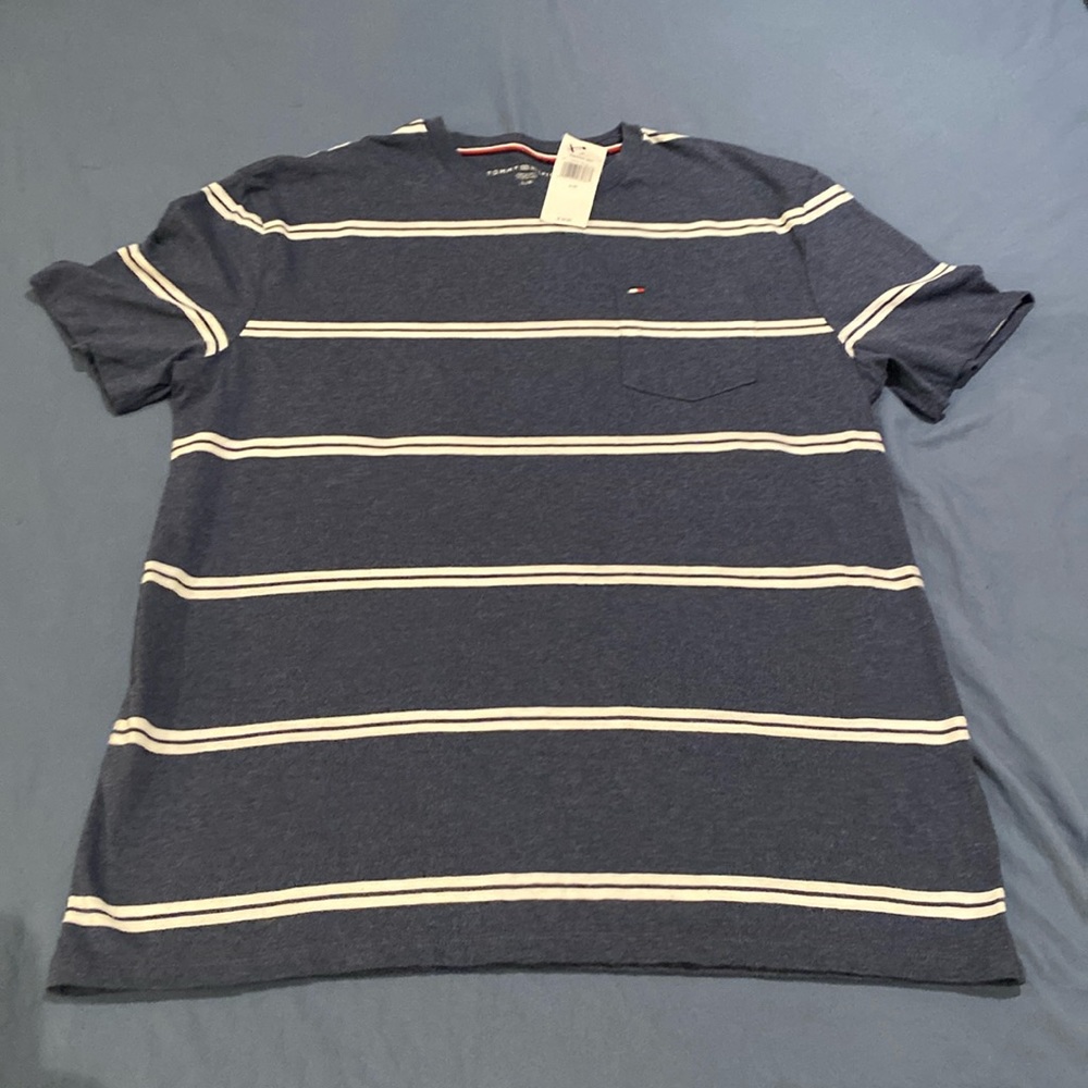 Tommy Hilfiger tee